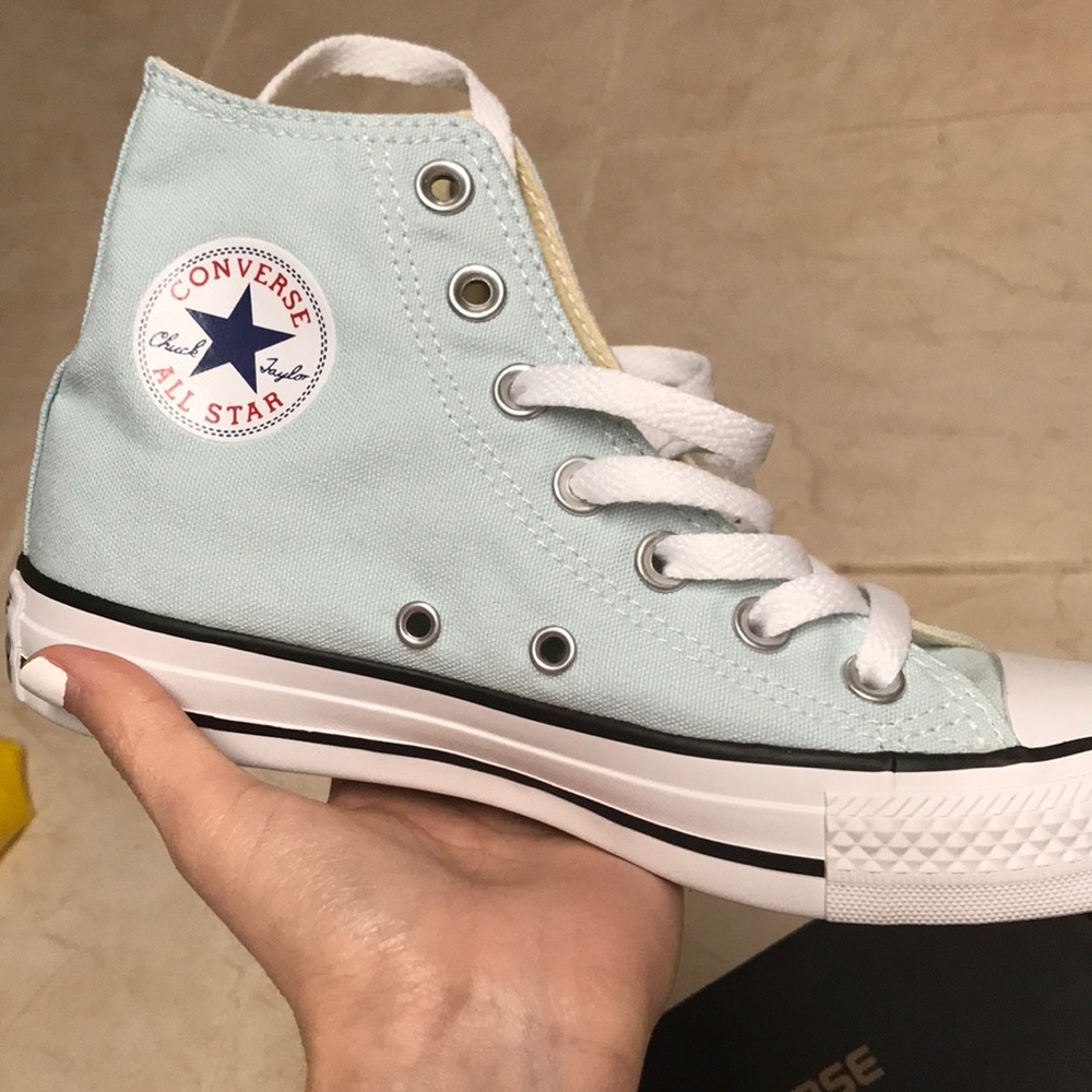 “Polar blue” converse